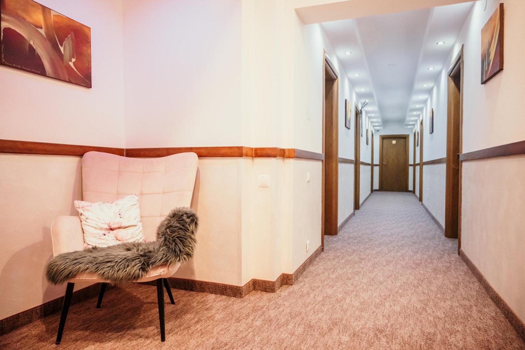 Valea lui Liman Hotel Tomesti  Exterior foto